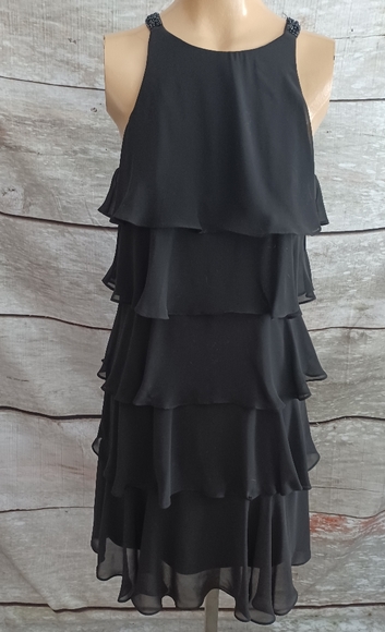 FABULOUS PARTY DRESS! - Picture 7 of 9